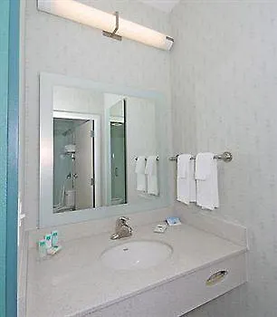 Hotel Springhill By Marriott Hanes Mall