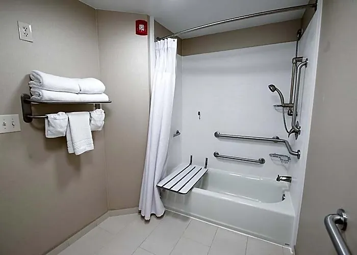 Springhill By Marriott Hanes Mall Hotel 3*