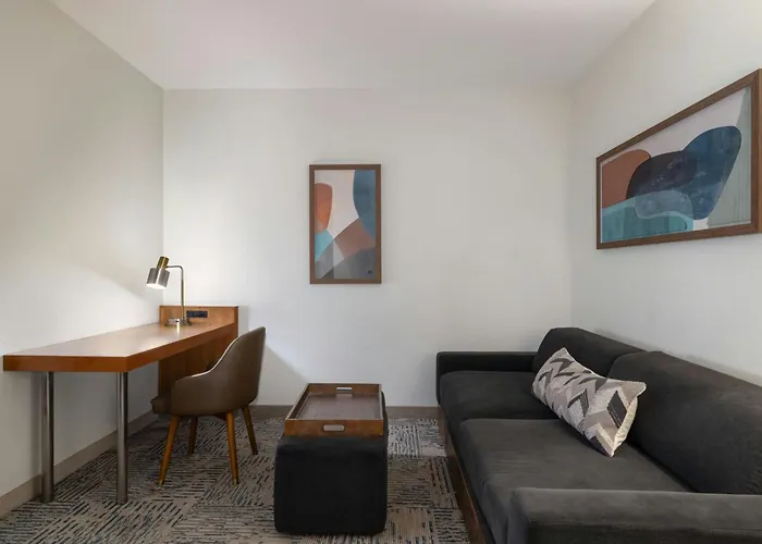 Springhill By Marriott Hanes Mall Hotel 3*