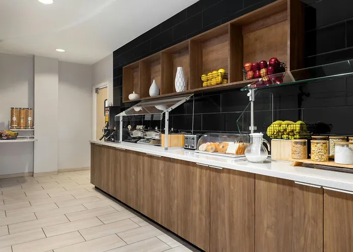 Hotel Springhill By Marriott Hanes Mall 3*