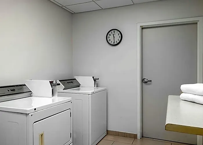 Springhill By Marriott Hanes Mall 3*