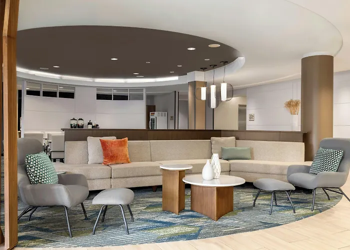 Hotel Springhill By Marriott Hanes Mall 3*